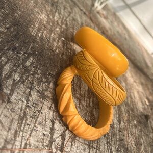 SOLD!!!!     Yellow Butterscotch Carved Bakelite Bangle Set